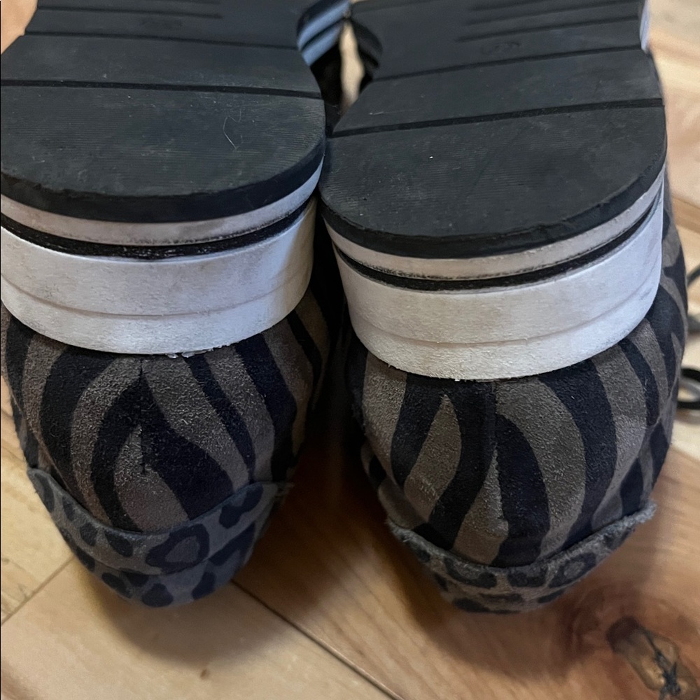 Manfield Suede Leopard Print Sneakers - Picture 9 of 16